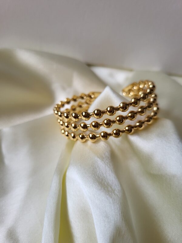 anti tarnish ss cuff bracelet