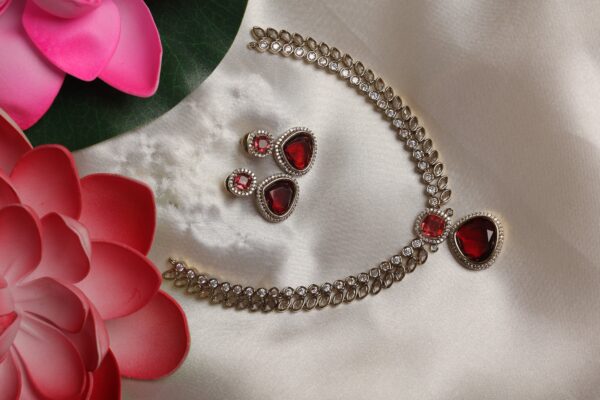 indo western necklace