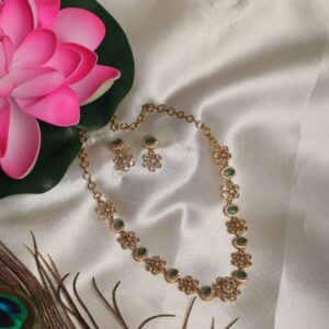 kundan green stone necklace
